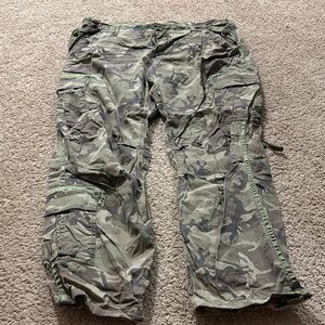 Abercrombie & Fitch Green Camouflage Pants